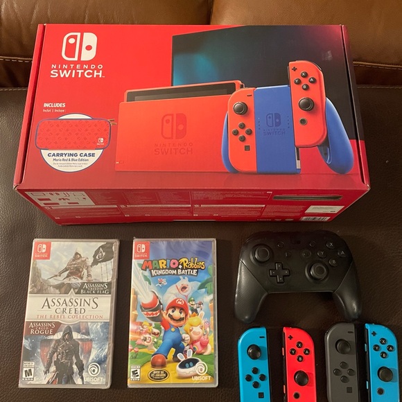 Rare Mario edition Nintendo switch bundle - Picture 4 of 9